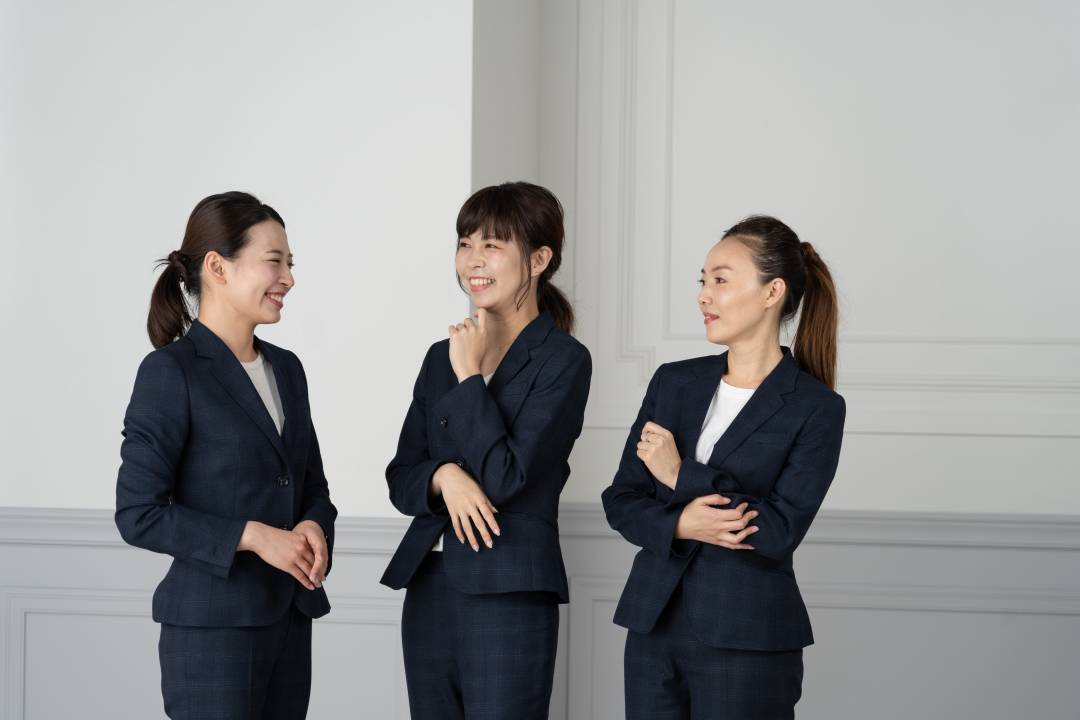 【カメラマン組織統括/育成担当】急成長フォトウェディング事業のカメラマン育成/マザーズ上場「スマ婚」運営のタメニーグループ/年間休日125日・フレックスタイム制