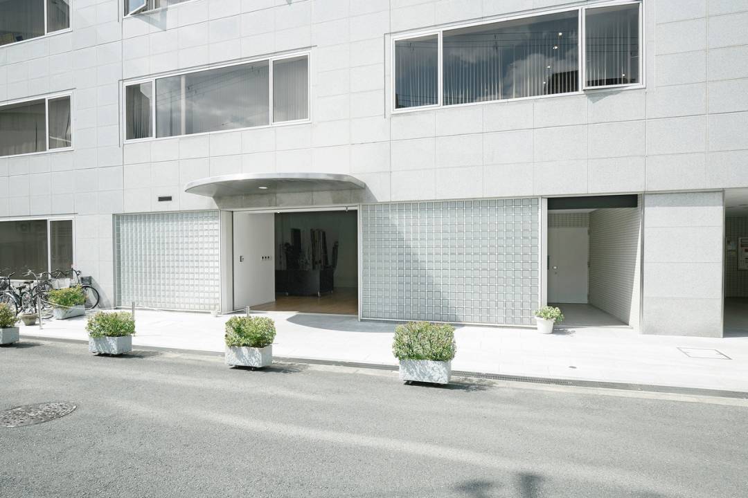 スタジオ撮影の実務経験者を募集します